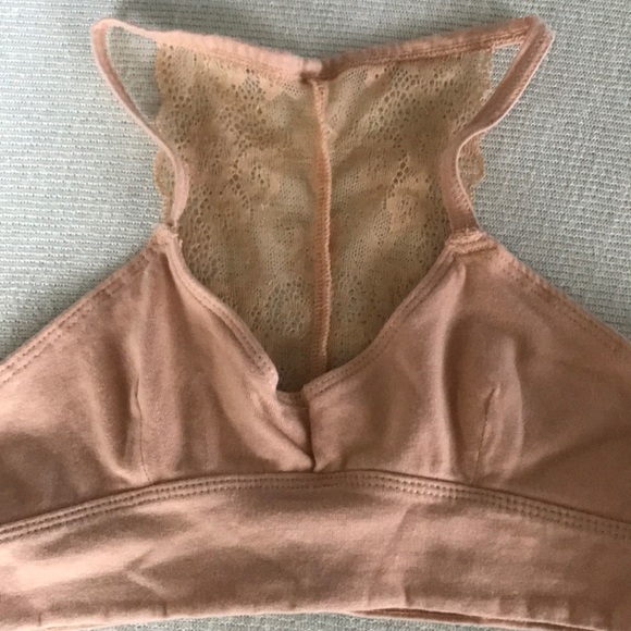 LAST CHANCE.  Make an offer.  Girls Maidenform bralette - Picture 2 of 2